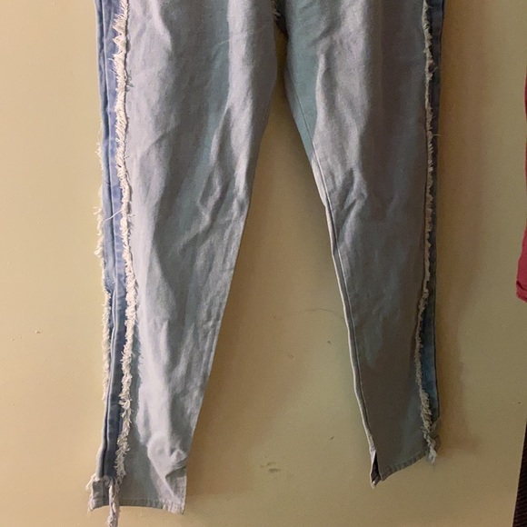 Light ripped stacked jeans - Picture 7 of 8